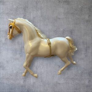 Vintage White Toy Horse with Flowing Mane & Gold Tack – Doll Play Accessory
